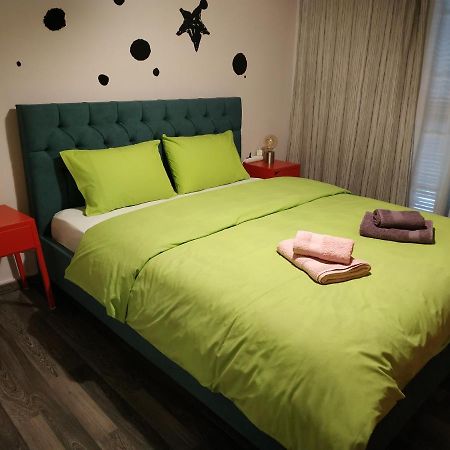 Cozy Apartment Near Metro Station Agia Marina Atina Dış mekan fotoğraf