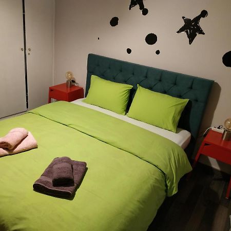 Cozy Apartment Near Metro Station Agia Marina Atina Dış mekan fotoğraf