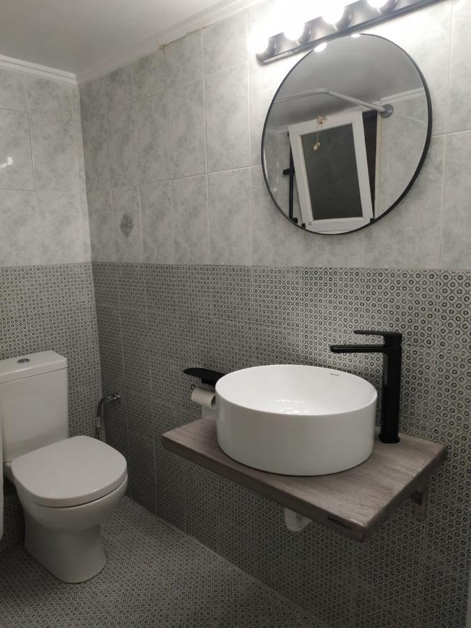 Cozy Apartment Near Metro Station Agia Marina Atina Dış mekan fotoğraf