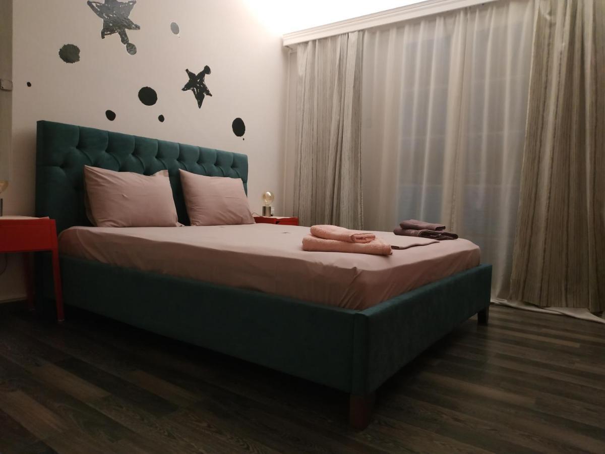 Cozy Apartment Near Metro Station Agia Marina Atina Dış mekan fotoğraf