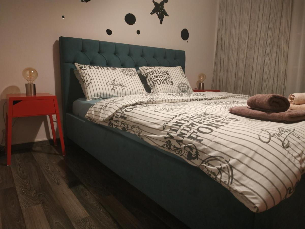 Cozy Apartment Near Metro Station Agia Marina Atina Dış mekan fotoğraf